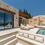 Nousa Villas, Private Luxury Retreat With Ionian Sea Views - By Mana Gers וילה Volímai
