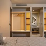 Nousa Villas, Private Luxury Retreat With Ionian Sea Views - By Mana Gers וילה *