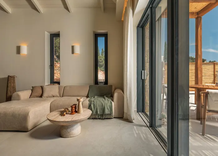 Nousa Villas, Private Luxury Retreat With Ionian Sea Views - By Mana Gers Vilă *